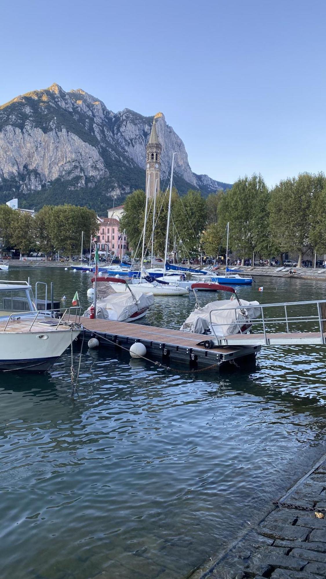 Lake Front Apartments, Lecco Exterior photo